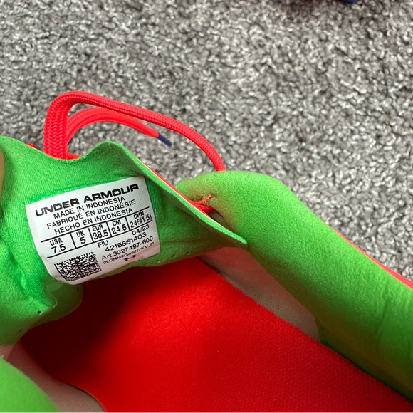 Under Armour Magnetico Pro 3 FG Women Soccer Cleats Sz 7.5 Red/Green 3027497-600 - Picture 14 of 14
